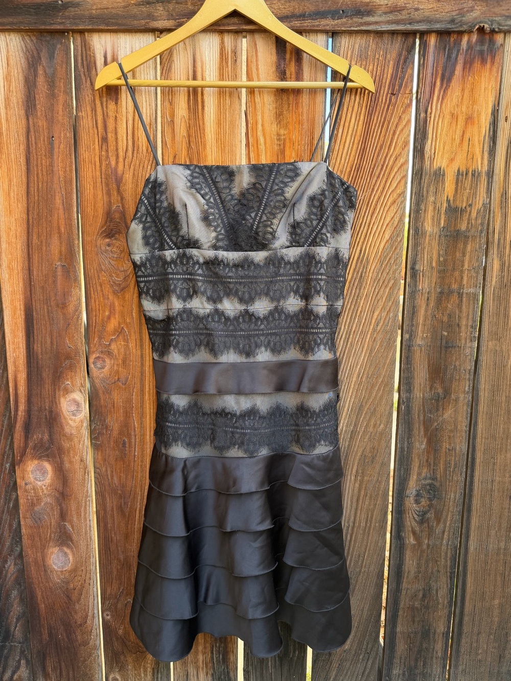 JS Collections Black Lace Ruffle Cocktail Dress Tiered Satin Strappy Size 8
